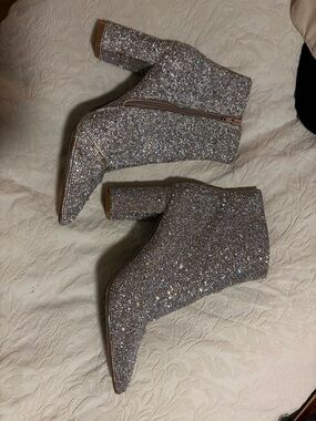 Betsey Johnson Silver Glitter Rhinestone Ankle Boots